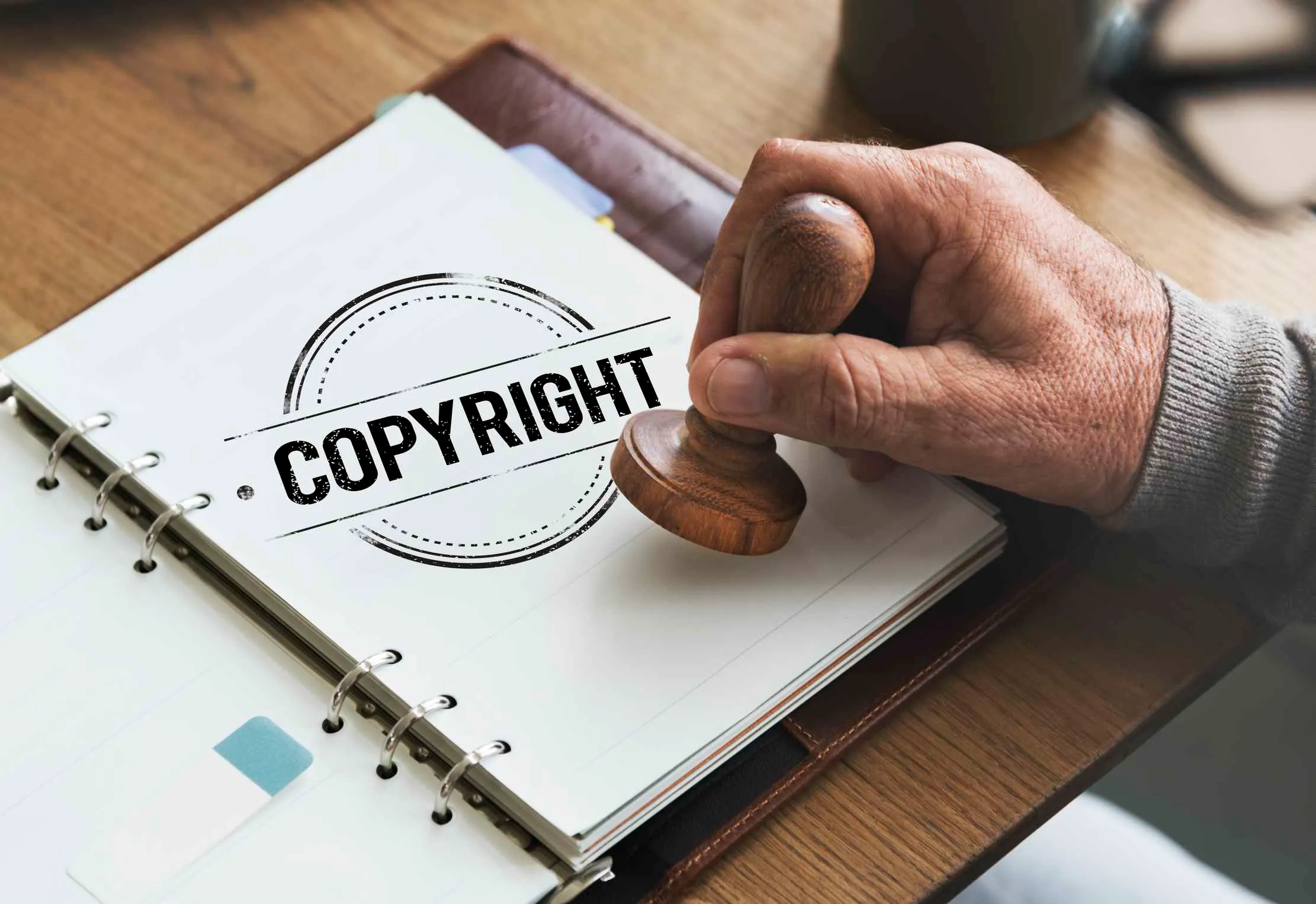Concept droit d'auteur licence brevet marque — loi copyright musique Afrique droit voisins